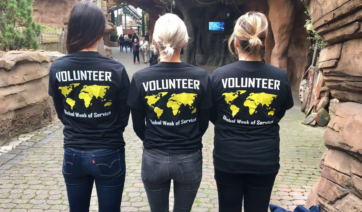全球服务志愿者周
